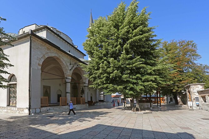 Best of Sarajevo - Ultimate Full-Day Experience - Islamic life in Sarajevo: Gazi Husrev-beg Mosque and the Meeting of Cultures