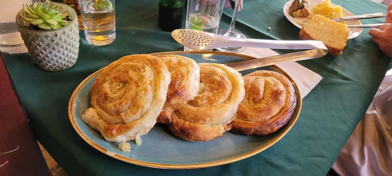 Burek Masterclass: Roll, Bake, Eat - Arriving at Food House Mostar and getting the welcome-drink start