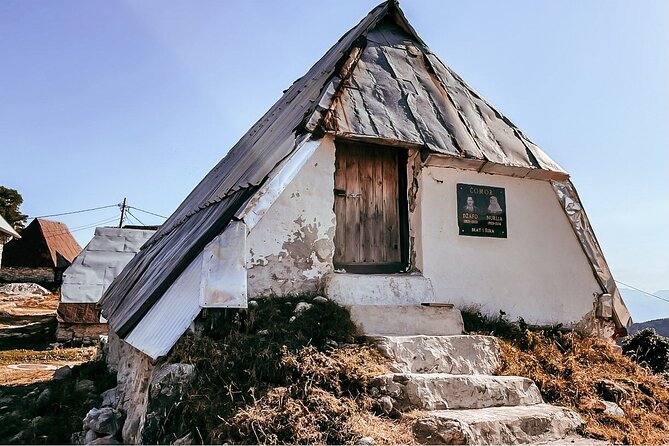 From Sarajevo: Full-Day Hike to Lukomir Village - Lukomir village time: photos, traditional clothes, and Bosnian coffee