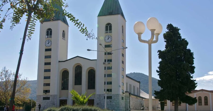 Medjugorje Group Tour from Dubrovnik - Why Medjugorje feels different from a normal day trip