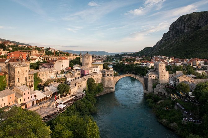 Mostar Private Walking Tour - where East meets West - Mostar, in 2 hours: why this route makes sense