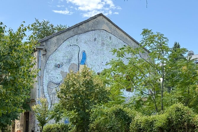 Mostar Street Art & Graffiti Tour - Stop 2 at Fassadenmalerei: Facades, Process, and the Artists in the Story