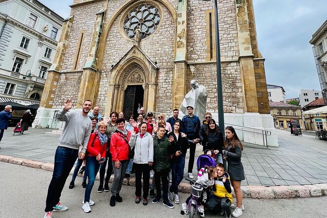 PROFESSIONAL SARAJEVO WALKING TOUR - With guide who guided STING! - Mausoleum of Princip Gavrilo and Latin Bridge: the WWI thread in two linked stops