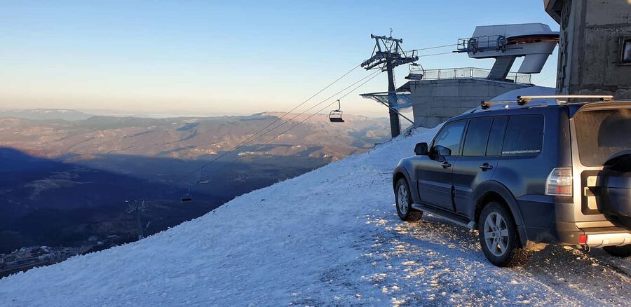 Sarajevo: Bjelasnica Mountain Guided Tour with Cable Car - The Sarajevo pickup and the 4x4 drive to the mountain