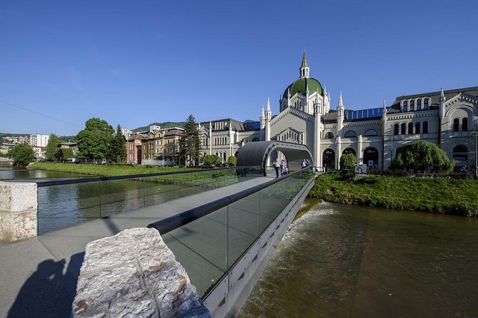 SARAJEVO CONCEPTUAL ART TOUR (galleries, art and arhitecture) - Stop 3: Galerija Java in the city center, where contemporary art keeps moving