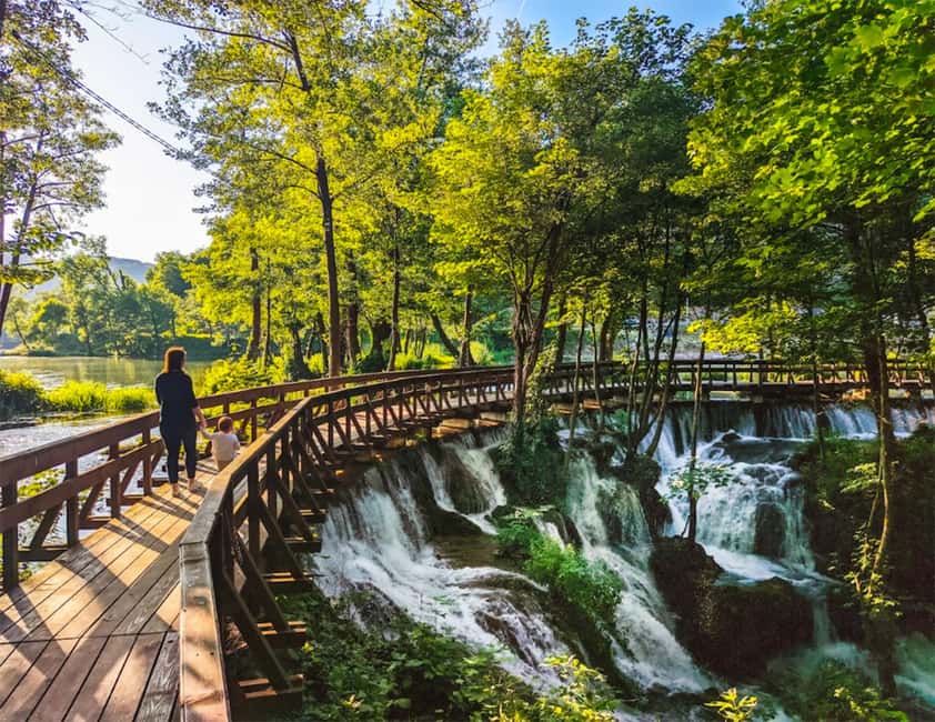 Sarajevo: Jajce Waterfall, Travnik & Pliva Lake Tour - Jajce Waterfall and Mlincici watermills: where the day turns cinematic