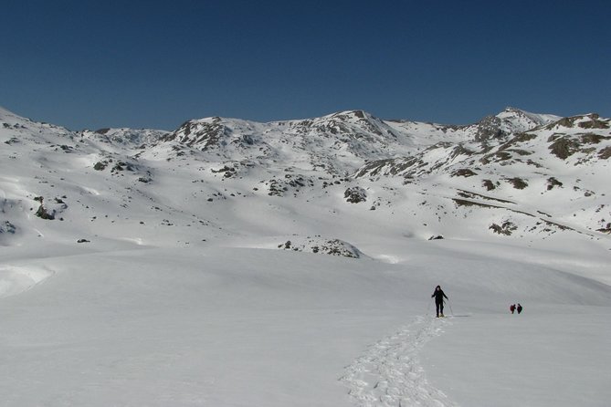 Sarajevo Snowshoeing Adventure - The climb to Crveni Kuk and what you get at the summit