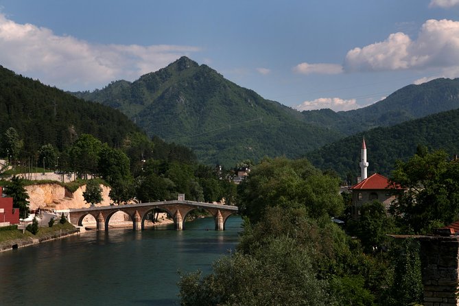Sarajevo to/from Dubrovnik Transfer Tour via Mostar & Herzegovina - What the Day Feels Like: Timing, Vehicle, and Group Size