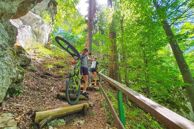 Skakavac Waterfall Mountain Biking Tour from Sarajevo MTB - The picnic lunch at the base: fuel where it matters