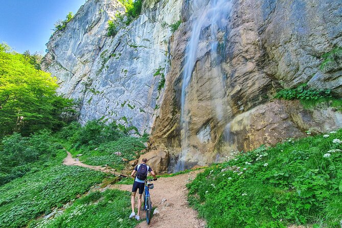 Skakavac Waterfall Mountain Biking Tour from Sarajevo MTB - What’s included: bike, helmet, backpack, and the “travel lighter” win