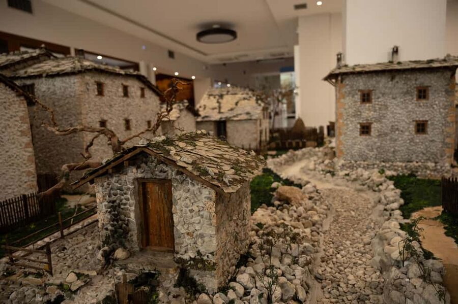 Split/Trogir: Mostar and Medjugorje Tour with Wine Tasting - Getting there from Split or Trogir, and what the long day really means