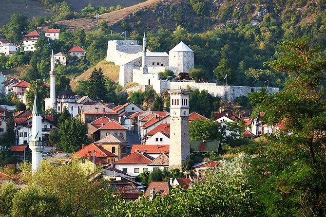 Travnik, Jajce & Pliva Lakes Day Tour From Sarajevo (fees Incl.) - Pliva Lakes: your 1-hour reset at Large and Small Pliva Lake