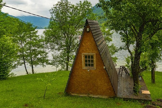 Travnik, Jajce & Pliva Lakes Day Tour From Sarajevo (fees Incl.) - Meeting in Sarajevo and the ride through central Bosnia